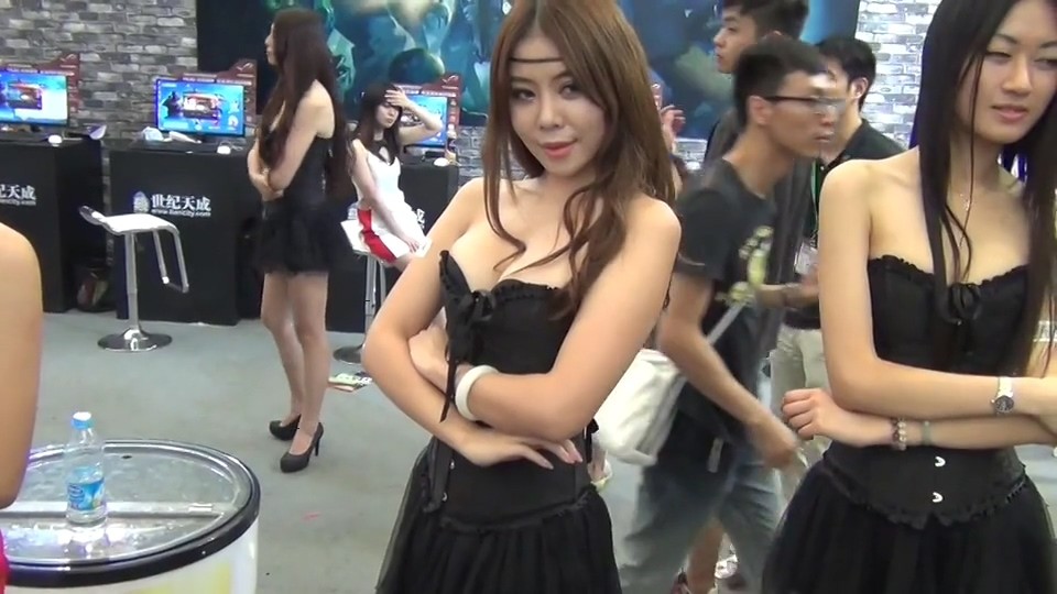 Showgirl 32-2014Chinajoy SG